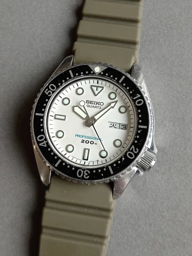 Seiko Diver Quartz ref. 6458-602B 200m Mid Size Vintage Transitional 1984