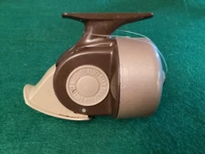 Japan Spin Casting Fishing Reel Quality Star Drag Closed Face Vintage EUC