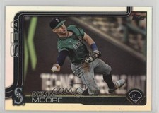 2025 Topps Series 1 Rainbow Foilboard Dylan Moore #105 8ah