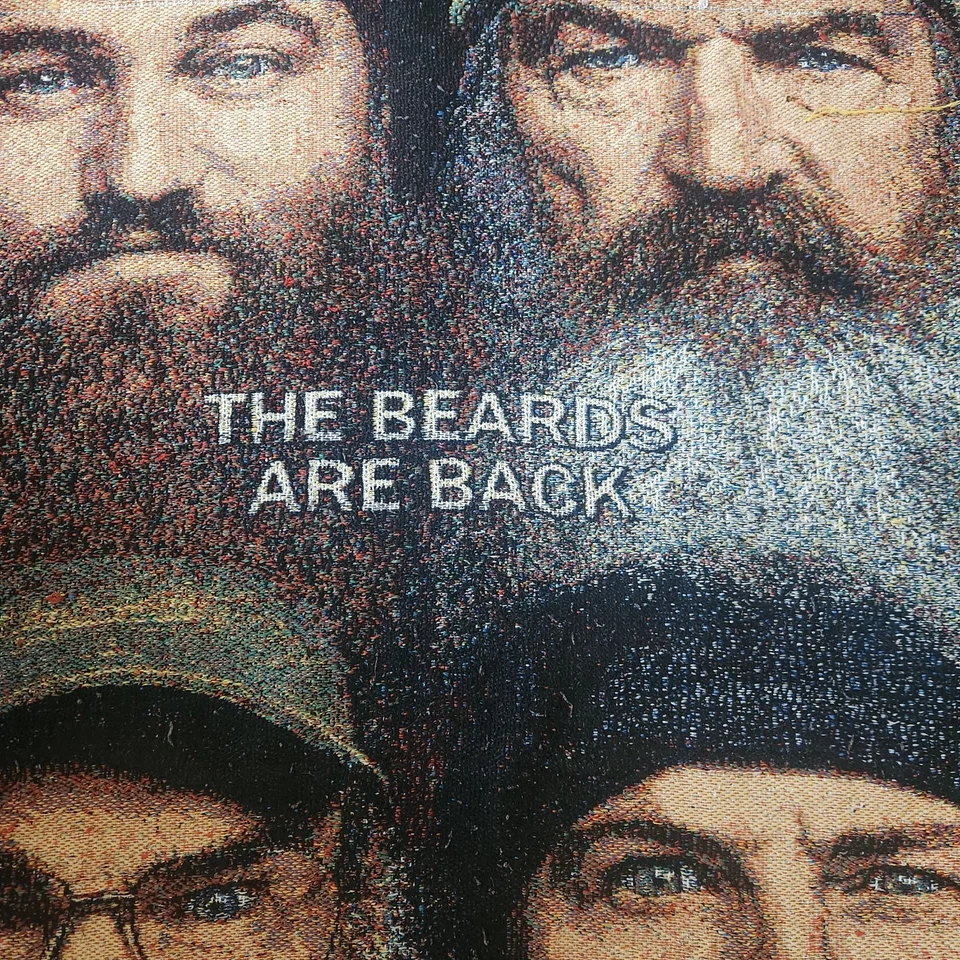 2013 Duck Dynasty Woven Tapestry Throw - Image 2 of 2