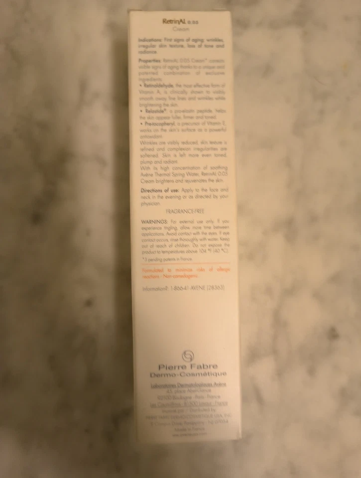 Crema Avene Retrinal 0,05 1,0 oz (30 ml) Foto 3 de 4