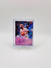2021-22 Court Kings - Taj Gibson - Holding Court Auto /35