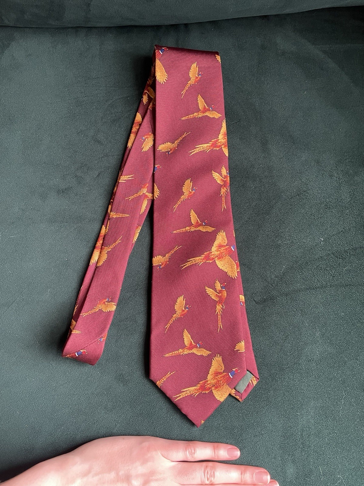 Hoggs of Fife 100% Silk Tie Pheasant Print Pheasants Birds Burgundy
