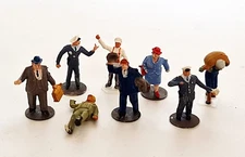 Lot of 8 Preiser Model Figures Hand Painted HO Scale Train Passengers Travellers