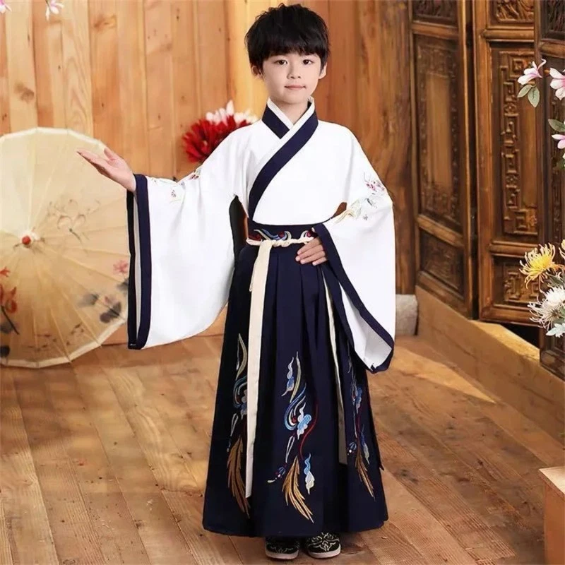 Traje chino Hanfu Podium Nuevo Jaar Pak niños traje tradicional Voor Foto 3 de 4