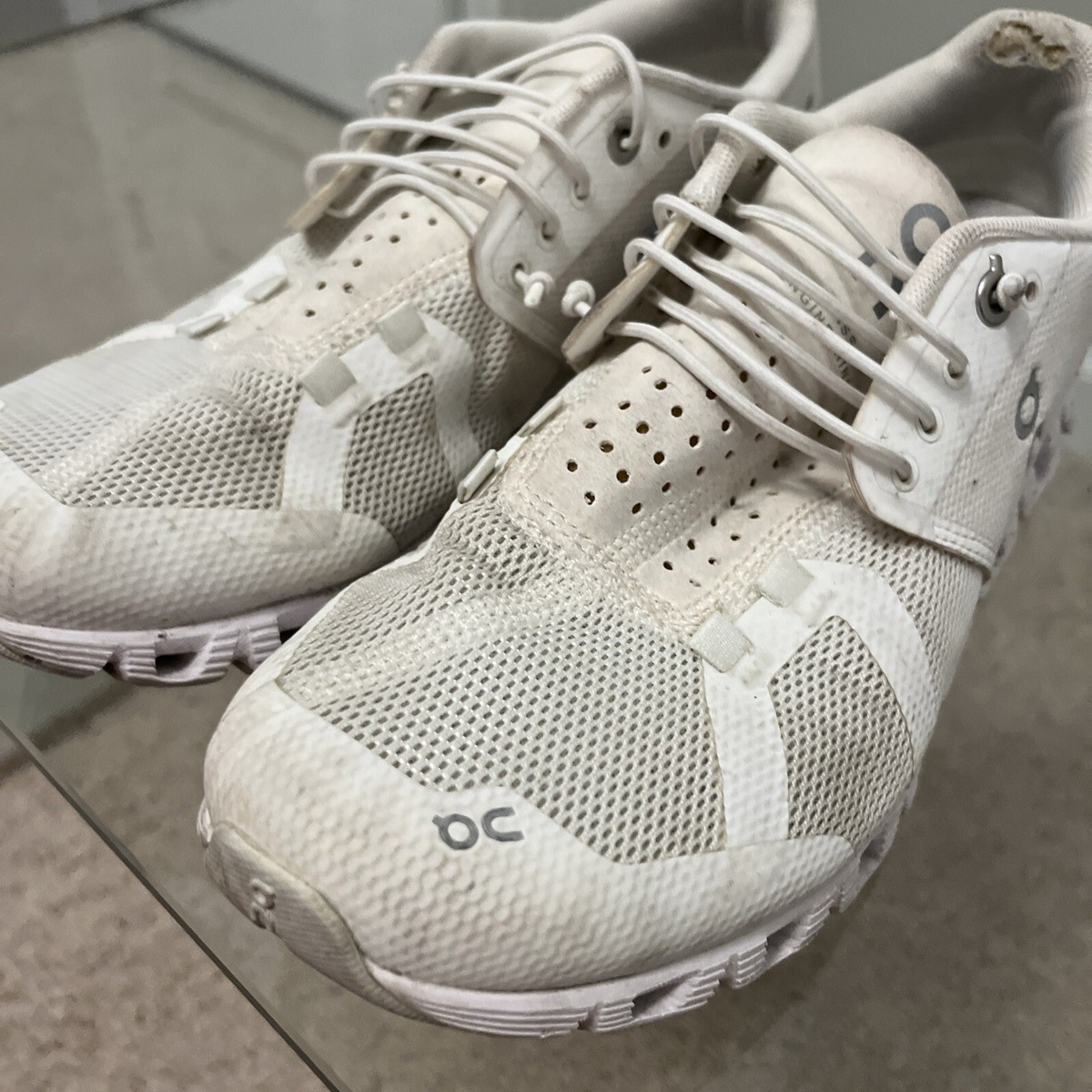 On Cloud Womens Cloud 5 White Running Shoes Size 7.5 Mesh Low Top