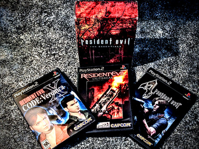 Resident Evil : The Essentials Trilogy (PS2) - Sony PlayStation 2 Complete CIB