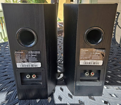 Pioneer SP-BS22-LR Andrew Jones Bookshelf Speakers - Pair | eBay
