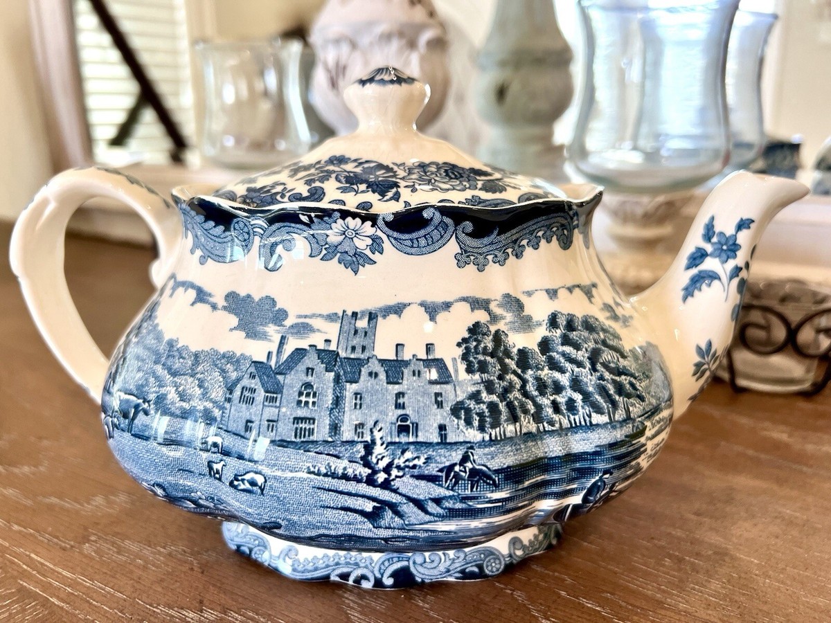 Royal Worcester England Palissy 1790 Avon Scenes Hand Engraved