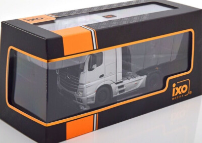 Mercedes-Benz Actros トラック 1/32スケール 非売品 Mercedes-Benz
