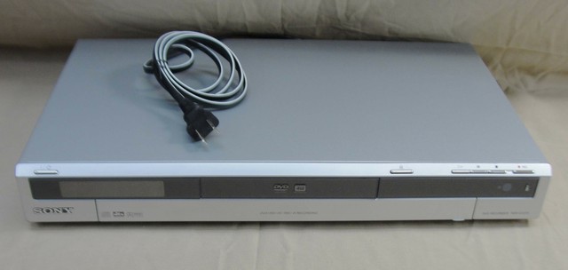 SONY DVD RECORDER PLAYER RDR-GX315 NO REMOTE DVD+RW/+R/-RW/-R