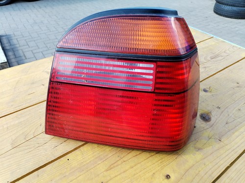 1x Original VW Golf III Rücklicht 1H6945112E Rückleuchte rechts VG.8657.003