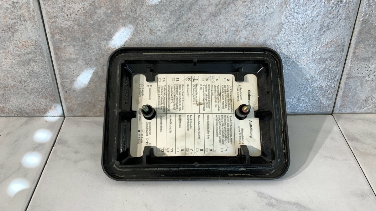 ORIGINAL Mercedes Benz W123 Sicherungskasten Sicherungshalter 