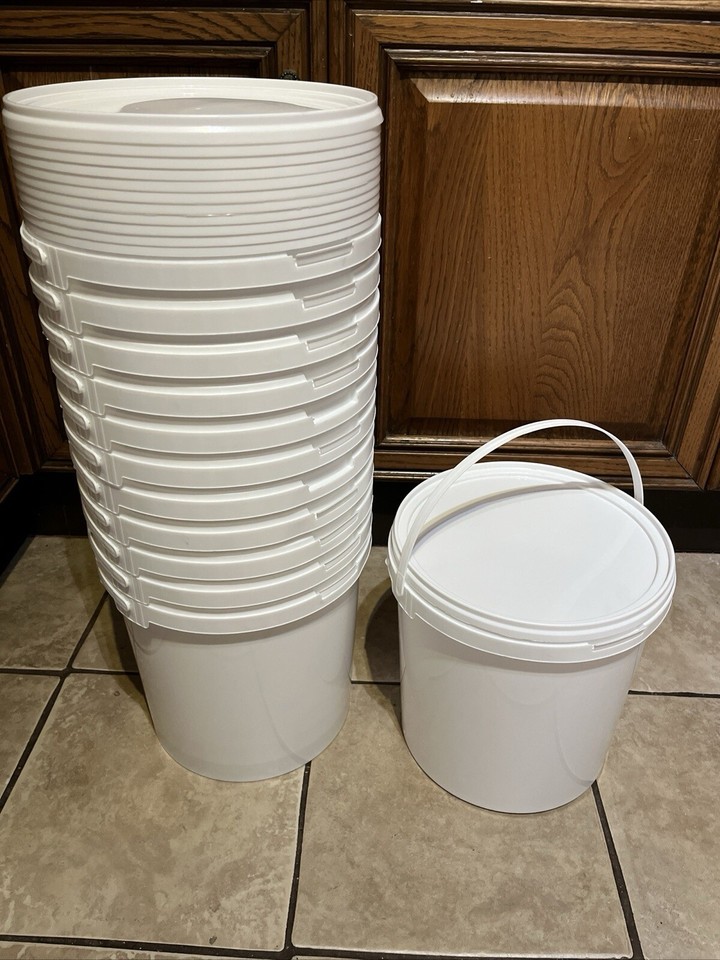 Stack Of 20x 10 Litre Buckets With Lids eBay