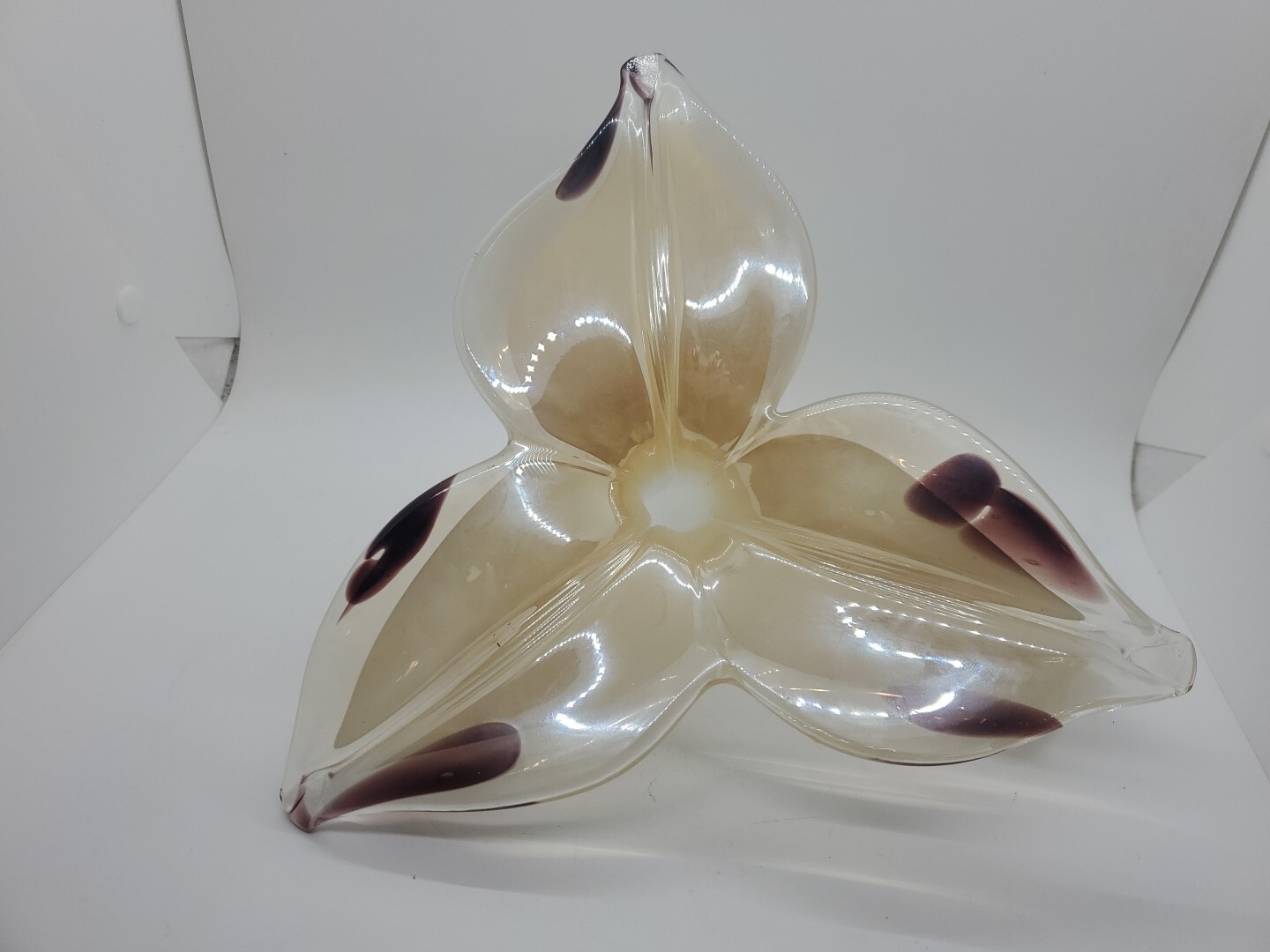 Murano Style Pearlescent Glass Trumpet Flower Swirled Stem Hand Blown Art