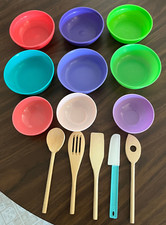 Lot of Misc. Pretend Play Plastic Bowls  Baking Utensils Child Toys