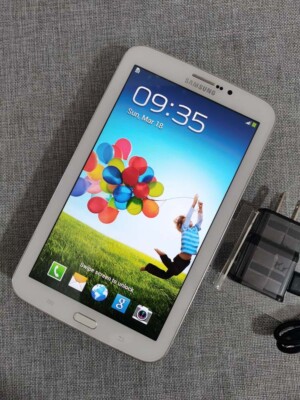 Samsung Galaxy Tab 3 7.0 SM-T211 8GB Android4.1.2 White Tablet Grade A