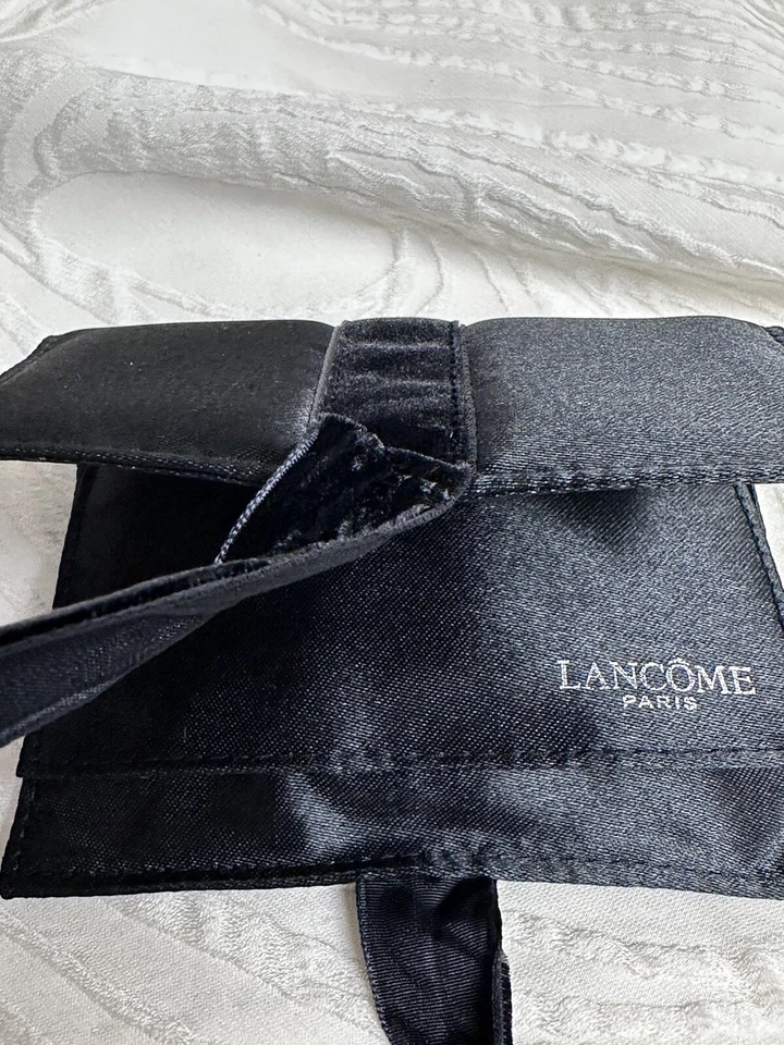 Lancome 2 Eye Shadow  Sky 2 lipstick Wine Bronzer Blush Palette - Image 4 of 4