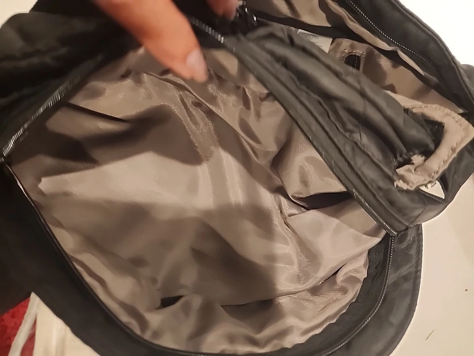 Kavu Pff Quilted Sling Rope Bag Black - Image 4 of 4