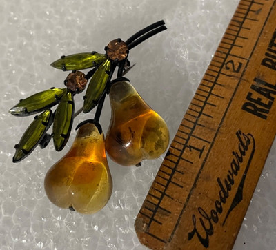 Vintage Austria ''Forbidden Fruit'' Double Pear Brooch Molded Glass Rhinestone