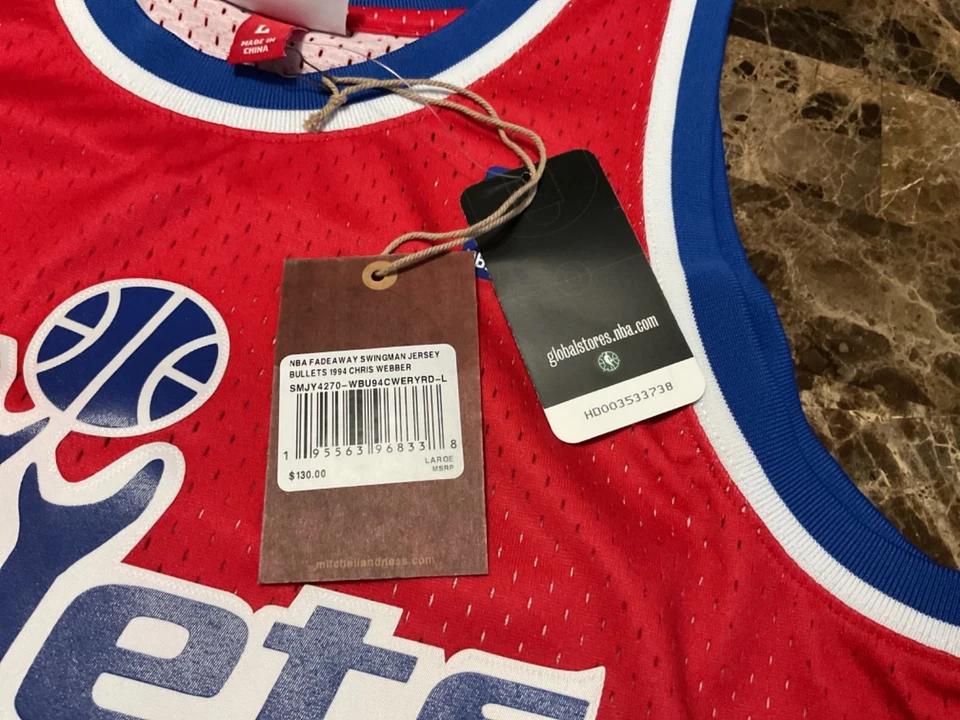 Camiseta deportiva Mitchell & Ness Swingman 1994-95 Chris Webber #2 Bullets para hombre $130 grande Foto 3 de 4