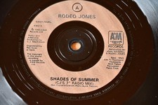 Rodeo Jones - Shades Of Summer 7 Inch Vinyl Record