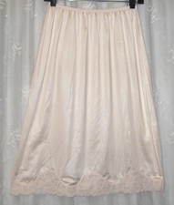 NEW VTG MED VANITY FAIR CHAMPAGNE 27" LONG SILKY 3 1/2" LACE HEM HALF SLIP 