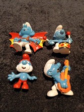 COLLECTABLE  SMURFS   ROCK AND ROLL.         PAPA,HANGGLIDER , DRUMMER  1977 ISH