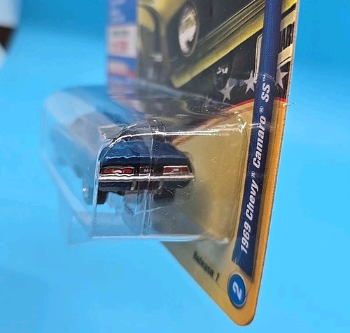 Johnny Lightning 1969 Chevrolet Camaro SS 1:64 ** 50 YEARS / MUSCLE CARS USA - Imagen 8 de 20