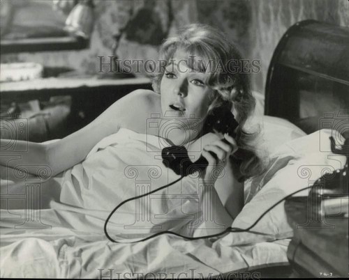 1967 Pressefoto Schauspielerin Joanna Pettet in einer Filmszene. - hpp03723