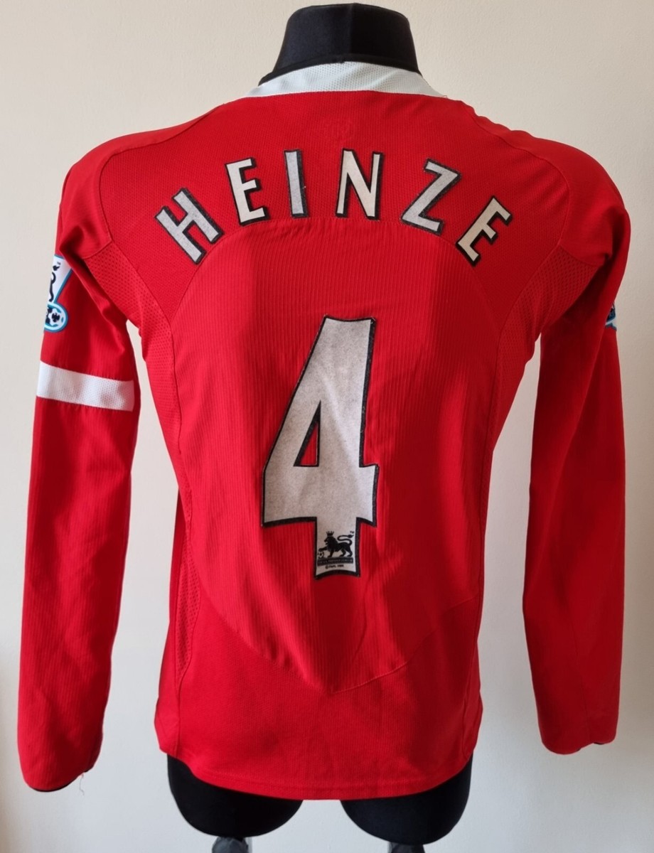 Manchester United 2004 - 2006 Home football Nike long sleeve