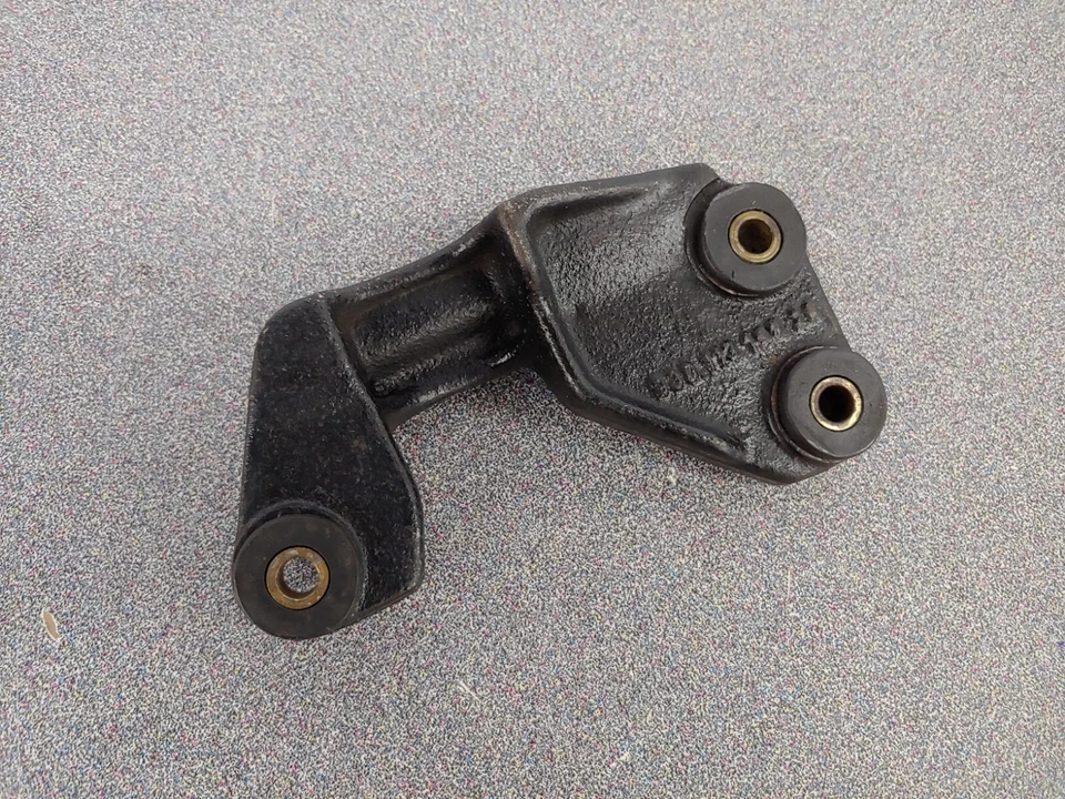 VERY NICE USED ORIGINAL PORSCHE 930 TURBO SMOG PUMP MOUNTING BASE BRACKET NLA - Image 4 of 4