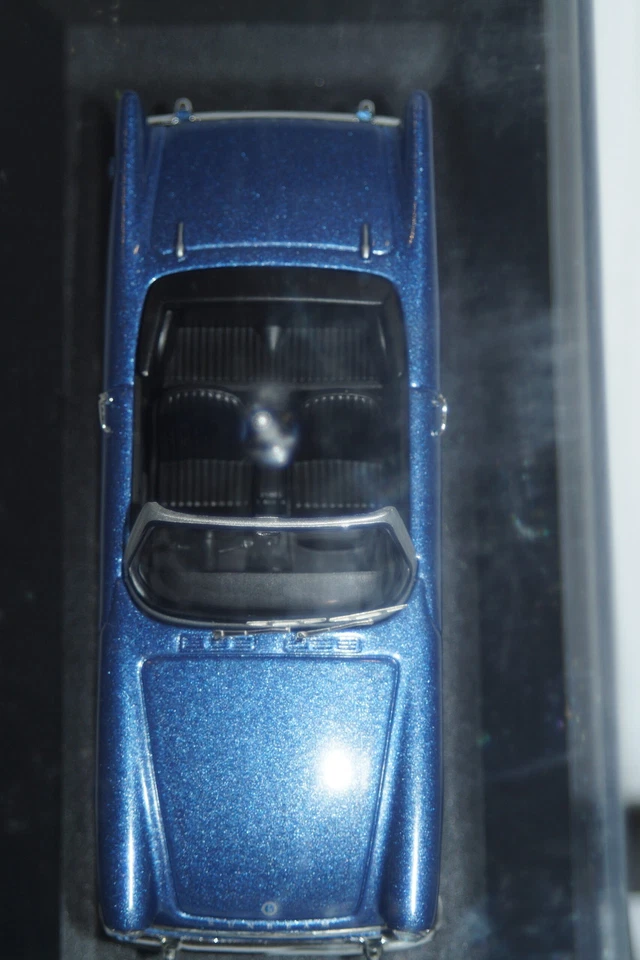 Vanguards Sunbeam Alpine Series 2 Quartz blue metallic VA07007 1:43 - Image 4 of 4