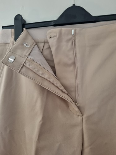 Ladie's Slim Cropped Trousers By M & S, Sand (Beige), Size 16 Regular, BNWT - Picture 5 of 16