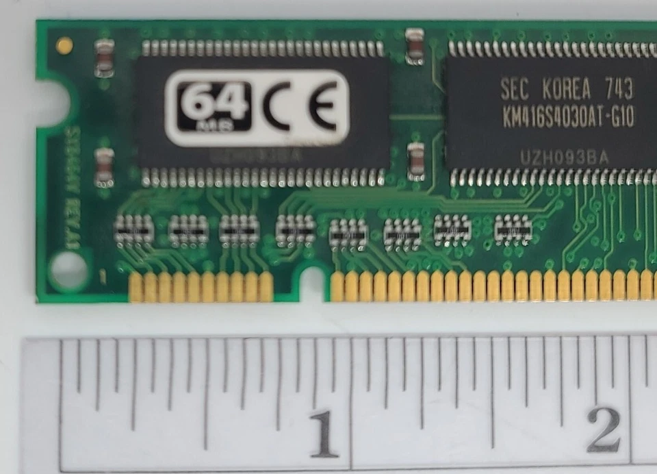 SAMSUNG KM416S4030AT-G10 64MB SDRAM ECC PC-66 66Mhz Memory - Image 3 of 4
