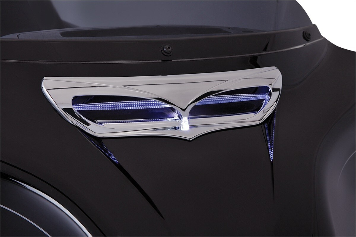 Ciro Chrome Lighted Fairing Scoop Intake Trim Accent For Harley FLH/T (2014-2016) – Chrome ABS With 1-Year Warranty - View #2