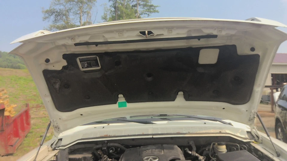 07 INFINITI QX56 Hood Tuscan Pearlq11 Foto 2 de 2