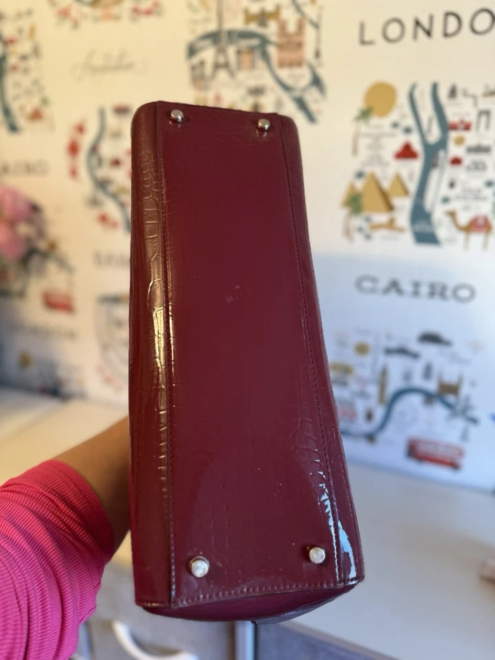 Bolso de Mano Kate Spade Croc Charol Repujado Borgoña Merlot Cremallera Top Cartera Foto 2 de 4