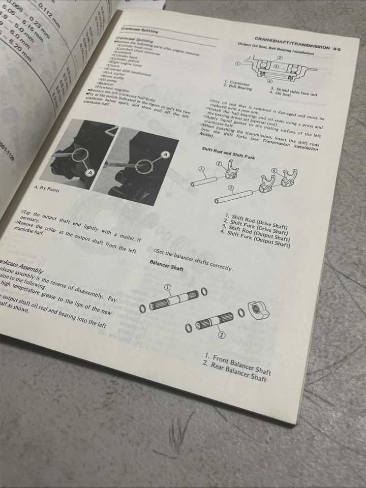 Kawasaki KLR 250 1985 motocicleta manual de servicio suplemento P/N 99924-1051-02 Foto 3 de 4