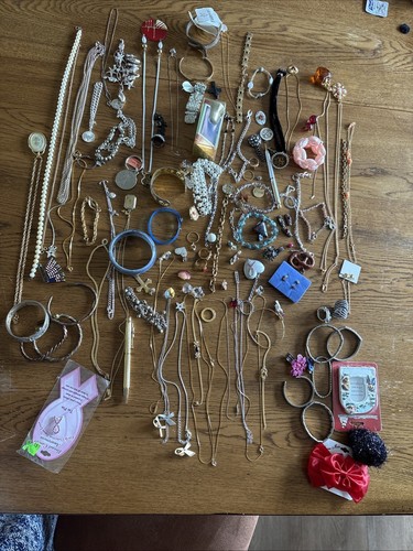 Large Lot Avon Jewelry Necklace Rings Pins Bracelet Earrings Signed 60 Plus