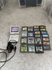📦 Game Boy Advance SP Bundle – Console + 21 Games