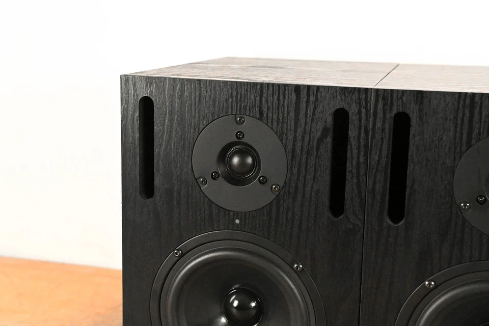 TASCAM VL-X5 Bi-Amplified Nearfield Studio Monitor (PAIR) CG01NFH - Image 4 of 4