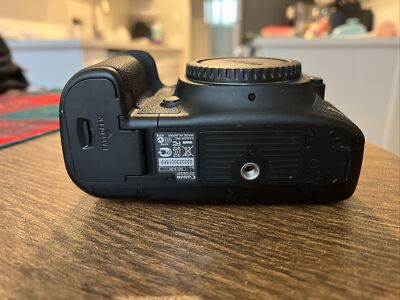 Canon EOS 5D Mark III 22.3 MP Digital SLR + BG-E11 Grip (USA Model