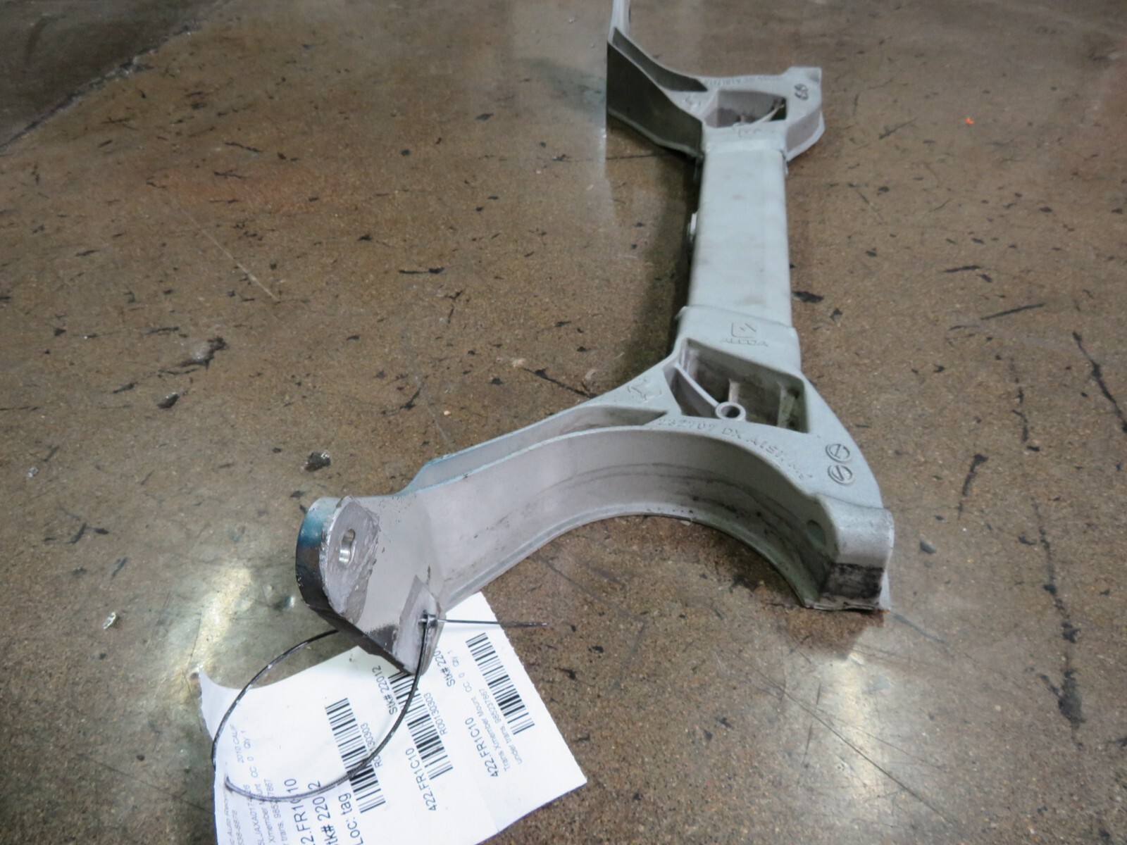 Ferrari California, Under Transmission, Xmember Mount, Used, P/N 985237867