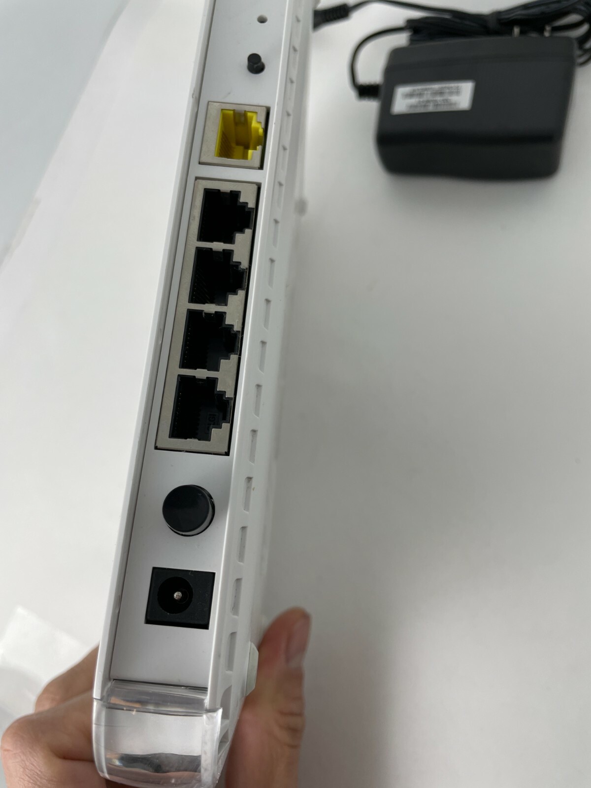 Netgear Range Max N150 Wireless Router WPN824 V3 | eBay