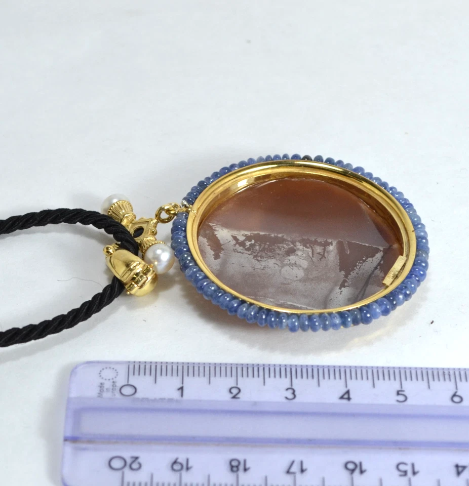 CIONDOLO ARGENTO 925 DORATO CAMMEO SARDONICO PERLE E ZAFFIRI LACCIO AGDV 0250 - Immagine 4 di 4