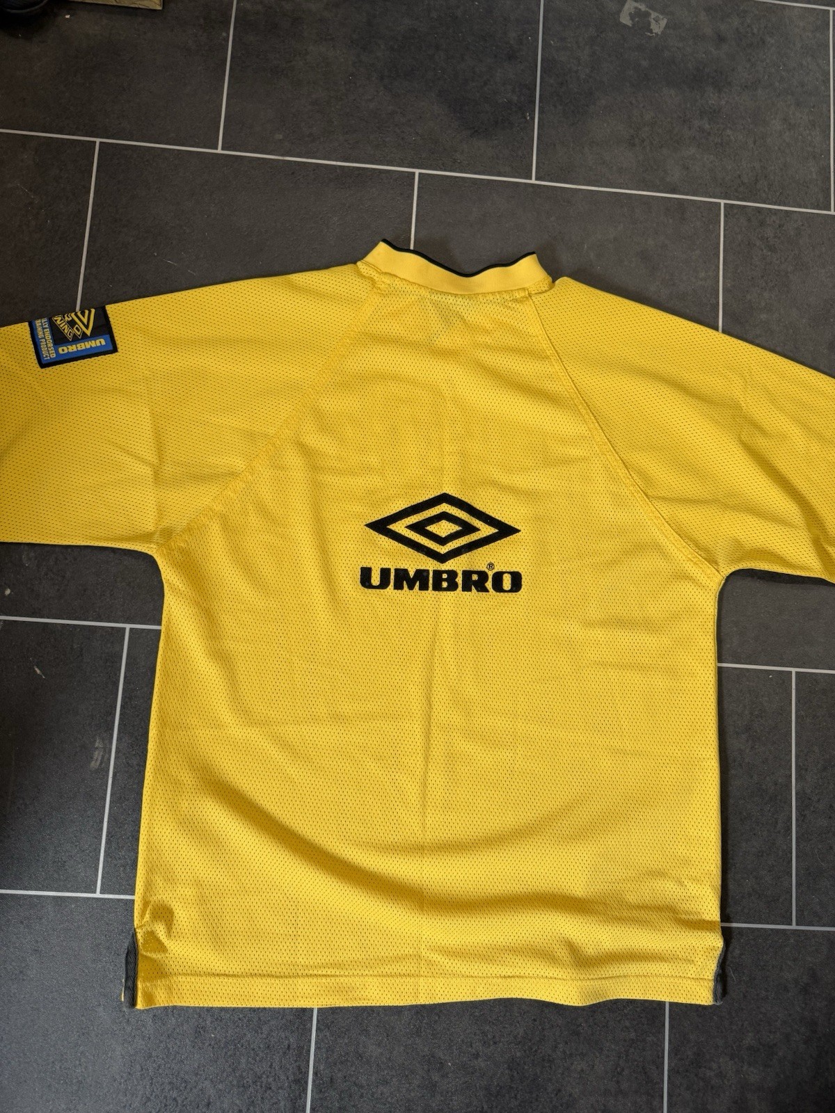 Vintage 90s Umbro Pro Training Shirt Mens M Oversized Yellow Deadstock Rare image 4