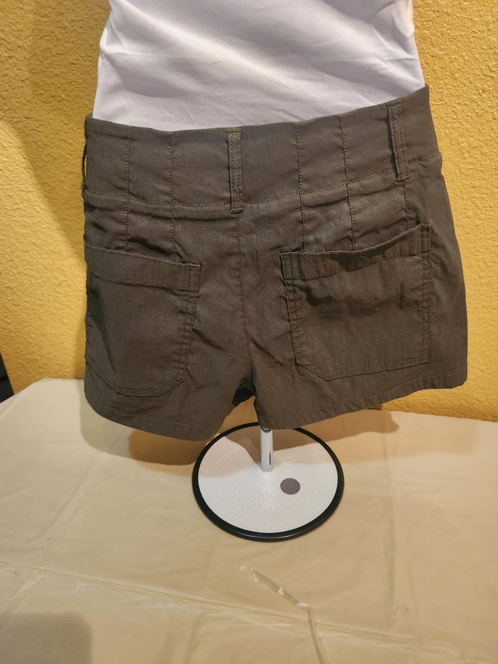 Pantalones Cortos Maeve by Anthropologie “The Colette” Talla 26 Verde Oliva Mezcla de Lino... Foto 2 de 4