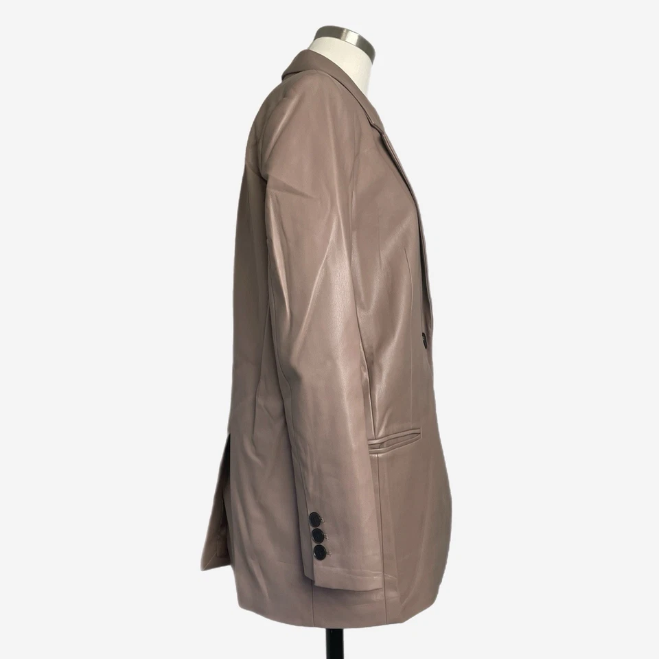 Blazer Zara Taupe Imitación Cuero Dos Botones Gran Tamaño Minimalista Vegano Clásico M Foto 3 de 4