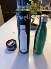 Swell Water Bottle (green) 17oz - volume discounts
